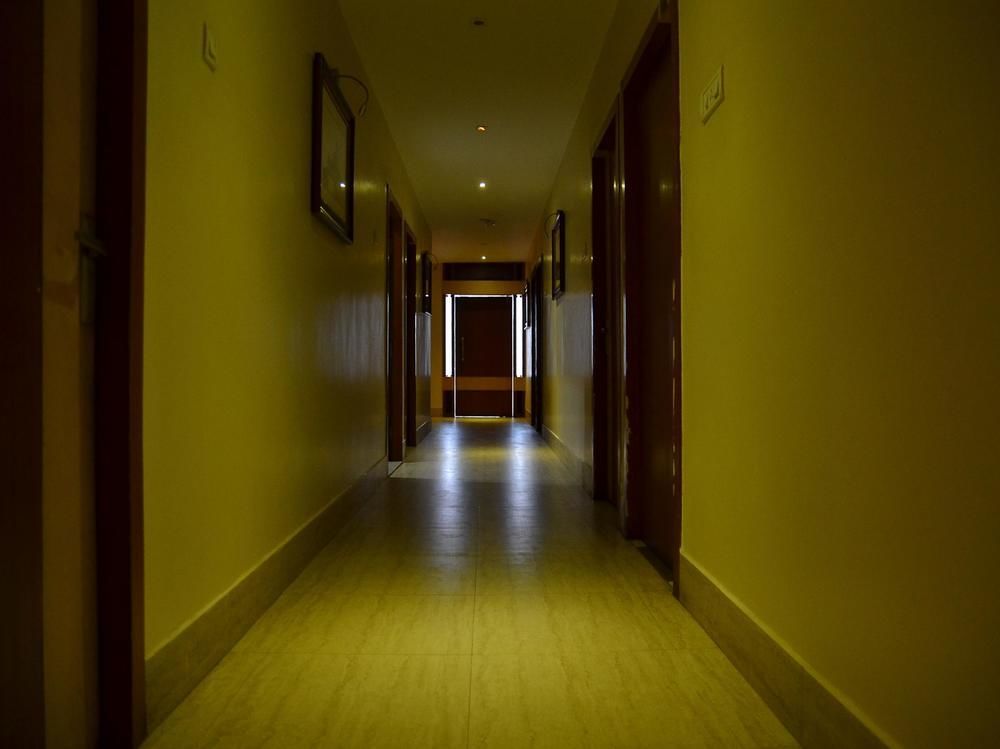 Oyo 3019 Hotel Lingaraj Bhuvanesvar Kültér fotó