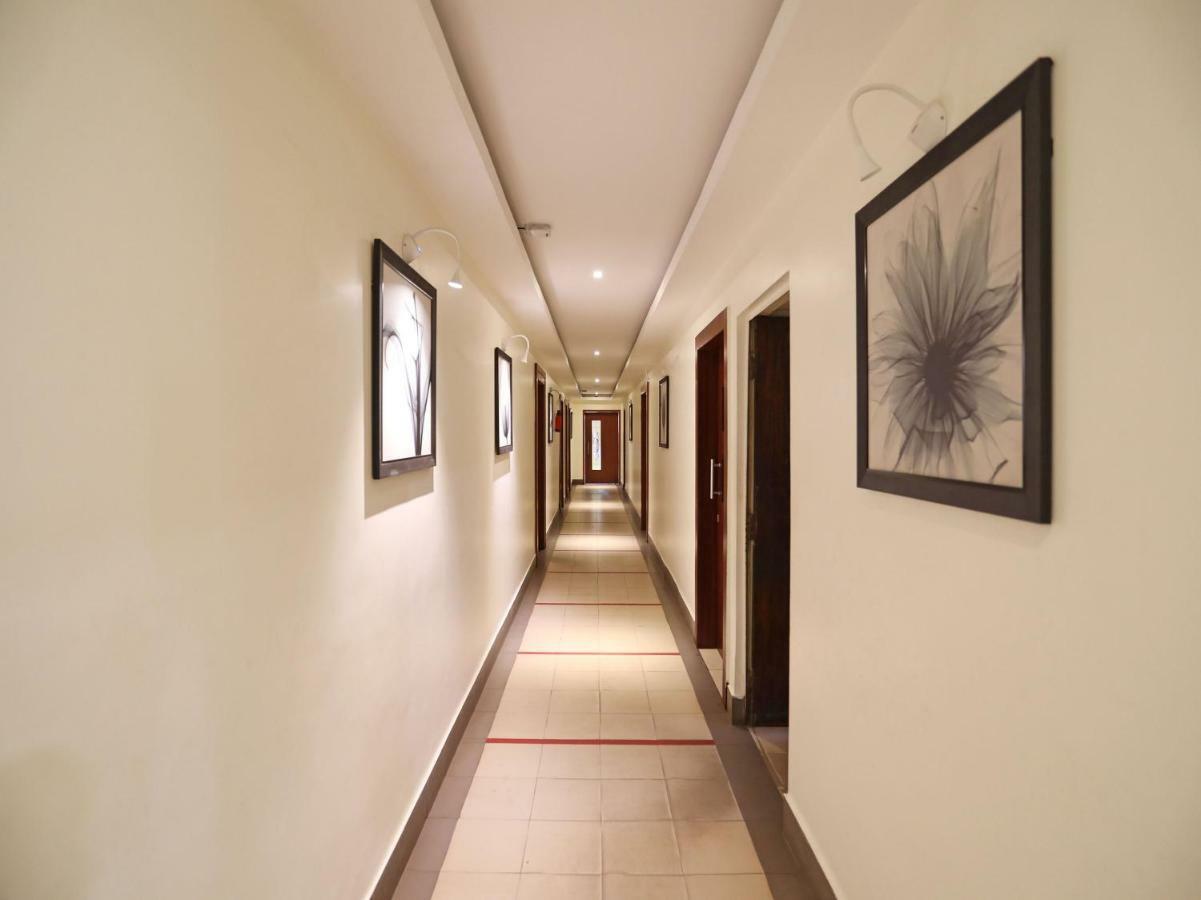 Oyo 3019 Hotel Lingaraj Bhuvanesvar Kültér fotó