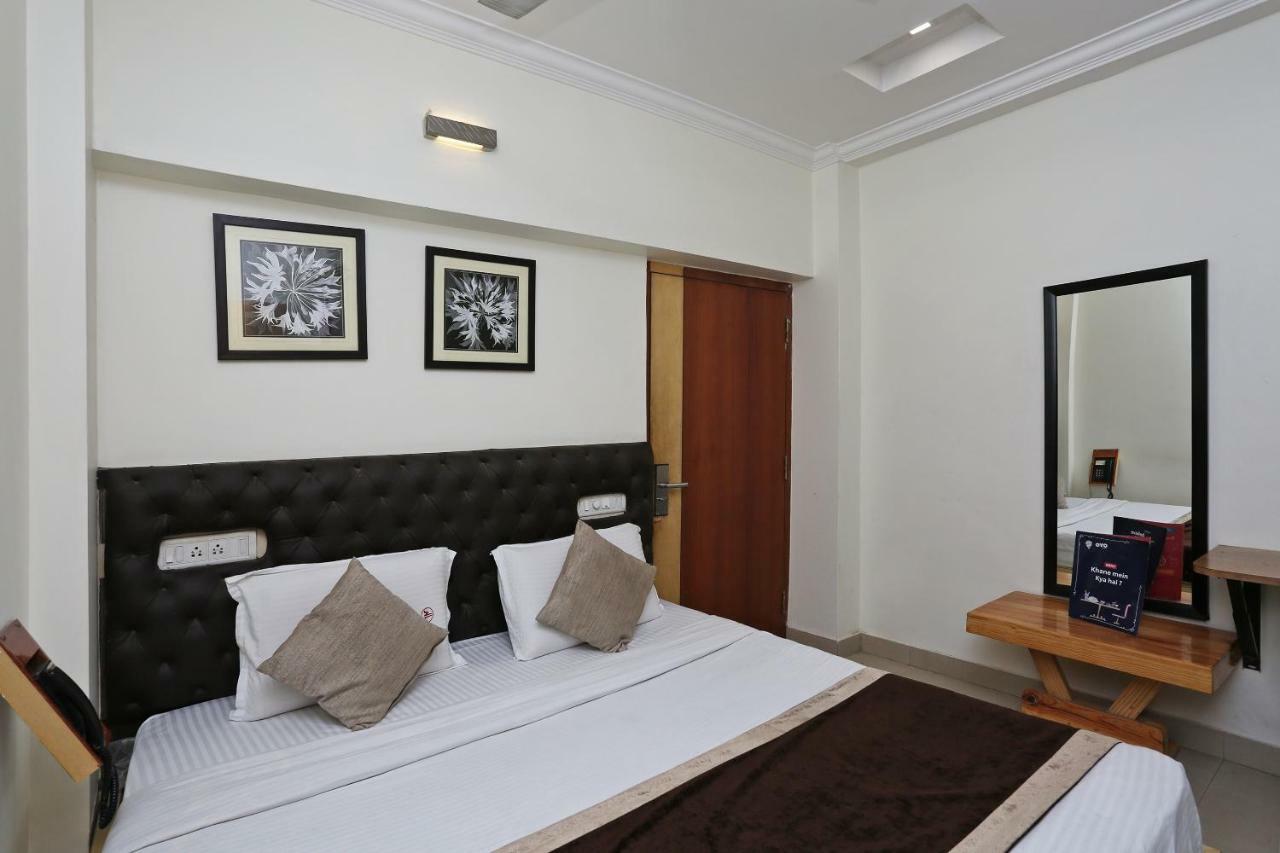 Oyo 3019 Hotel Lingaraj Bhuvanesvar Kültér fotó